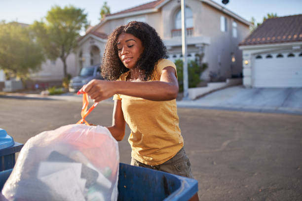 Best Construction Debris Removal  in Leland Grove, IL